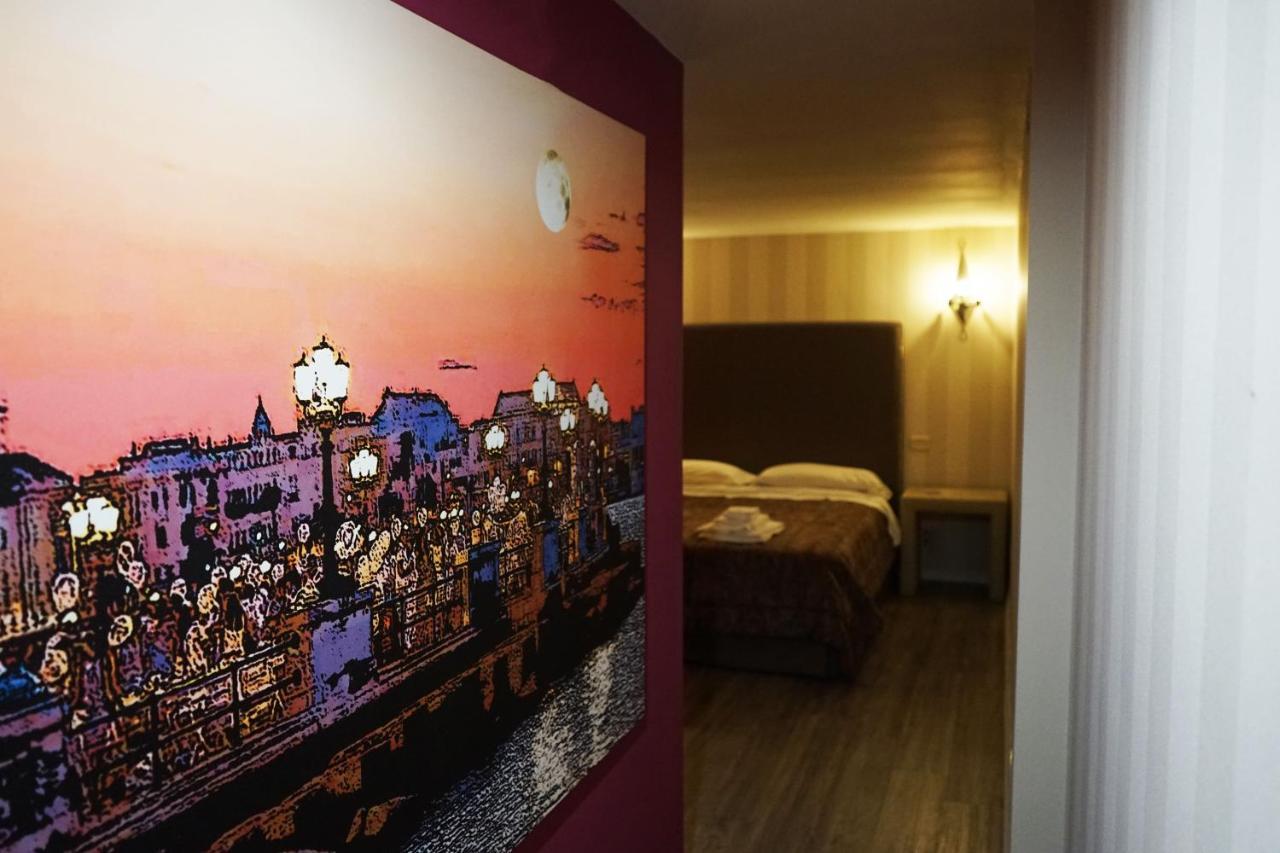 Dante'S Room By Apulia Accommodation Bari Esterno foto